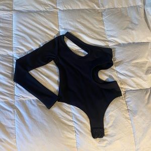eladay black bodysuit